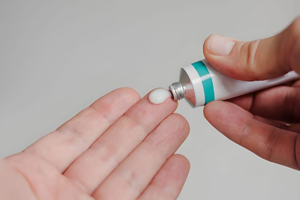 Clobetasol Propionate and Salicylic Acid Ointment